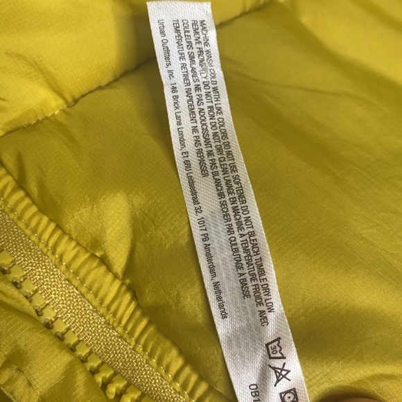 Free people in a Bubble Oversized Puffer Vest in Sulphur Springs color - Picture 8 of 10